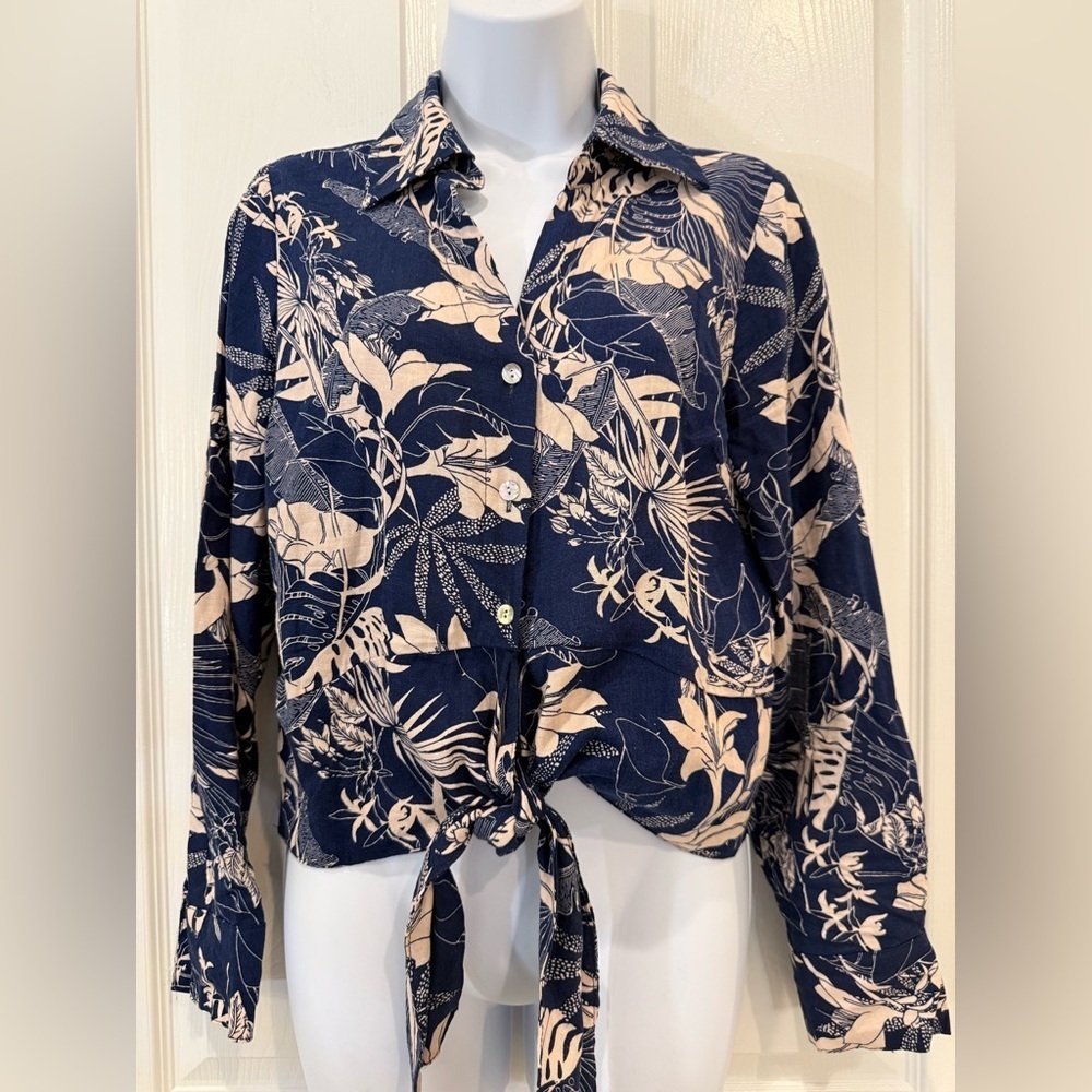 Panama Jack Blue and Cream Linen Tie Front Button Down Shirt, Size Small
